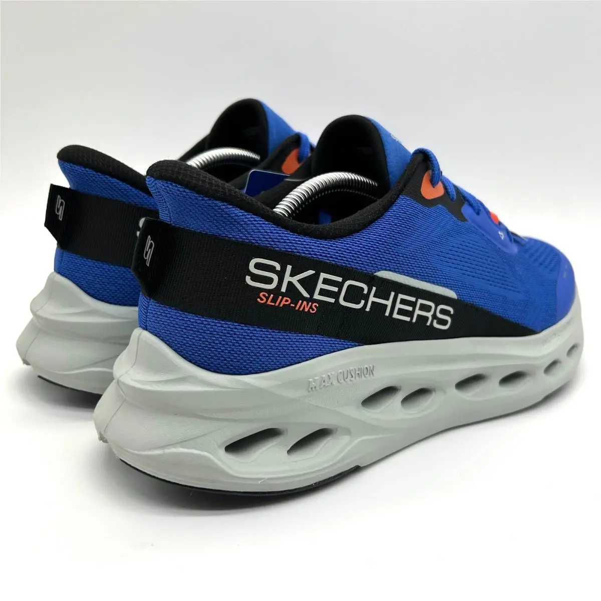 Skechers shoes - Max Cushioning Glide-Step Advert - Max Cushioning Advert - 220421 BLOR - Blue 3