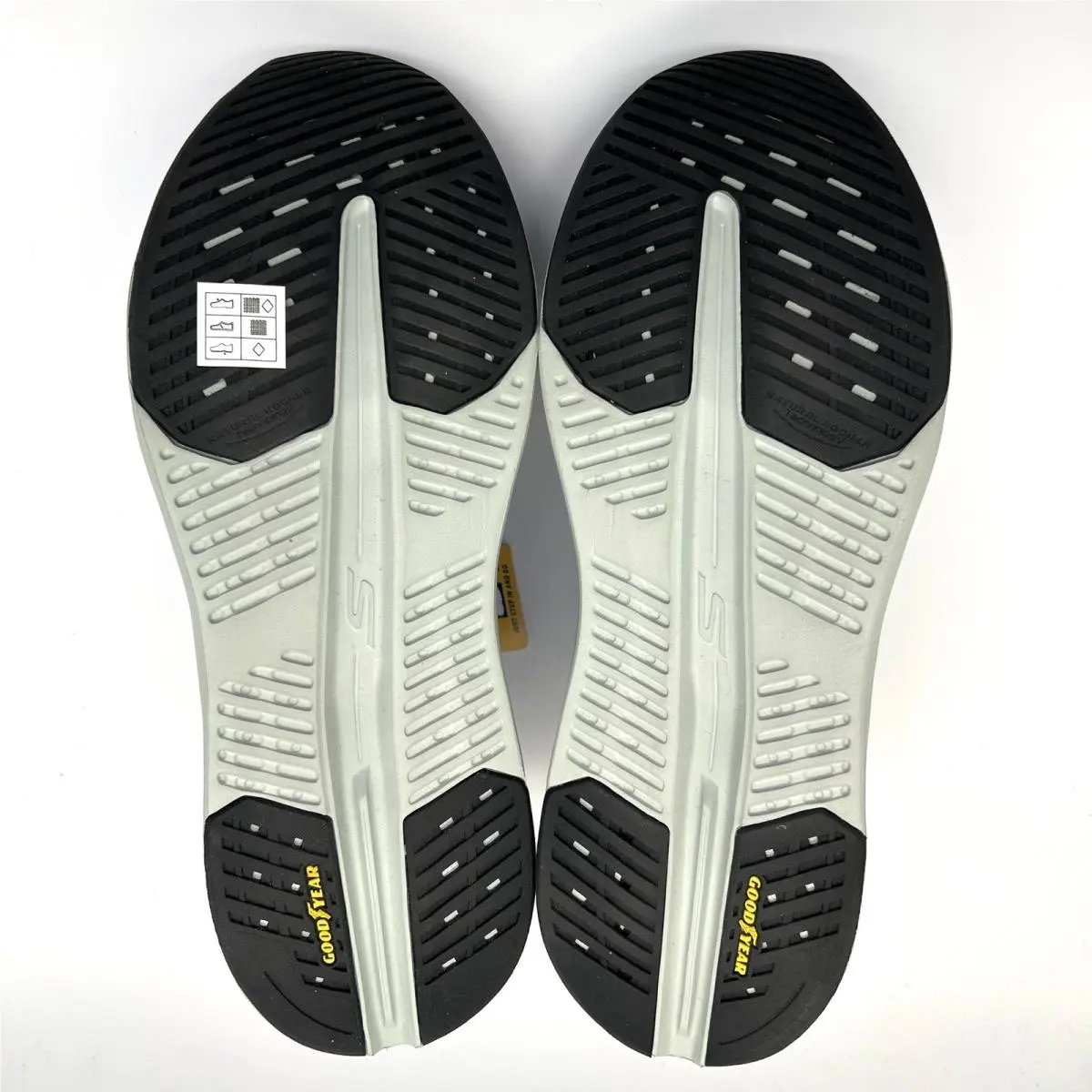 Skechers shoes - Max Cushioning Glide-Step Advert - Max Cushioning Advert - 220421 BLOR - Blue 7