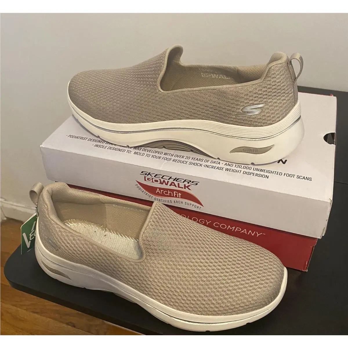 Skechers Women`s Gowalk Arch Fit Iconic Slip On Shoes Taupe 124409 Size 10