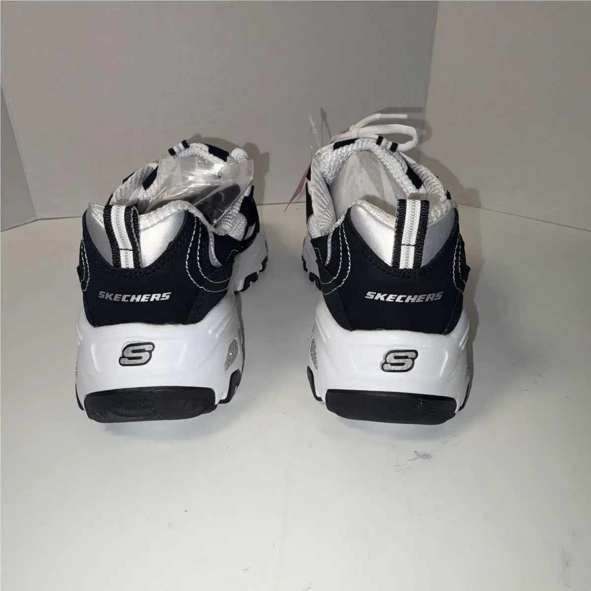 Skechers shoes - D`Lites Biggest Fan - Biggest Fan - Black (UPC: 0889110354131) 3