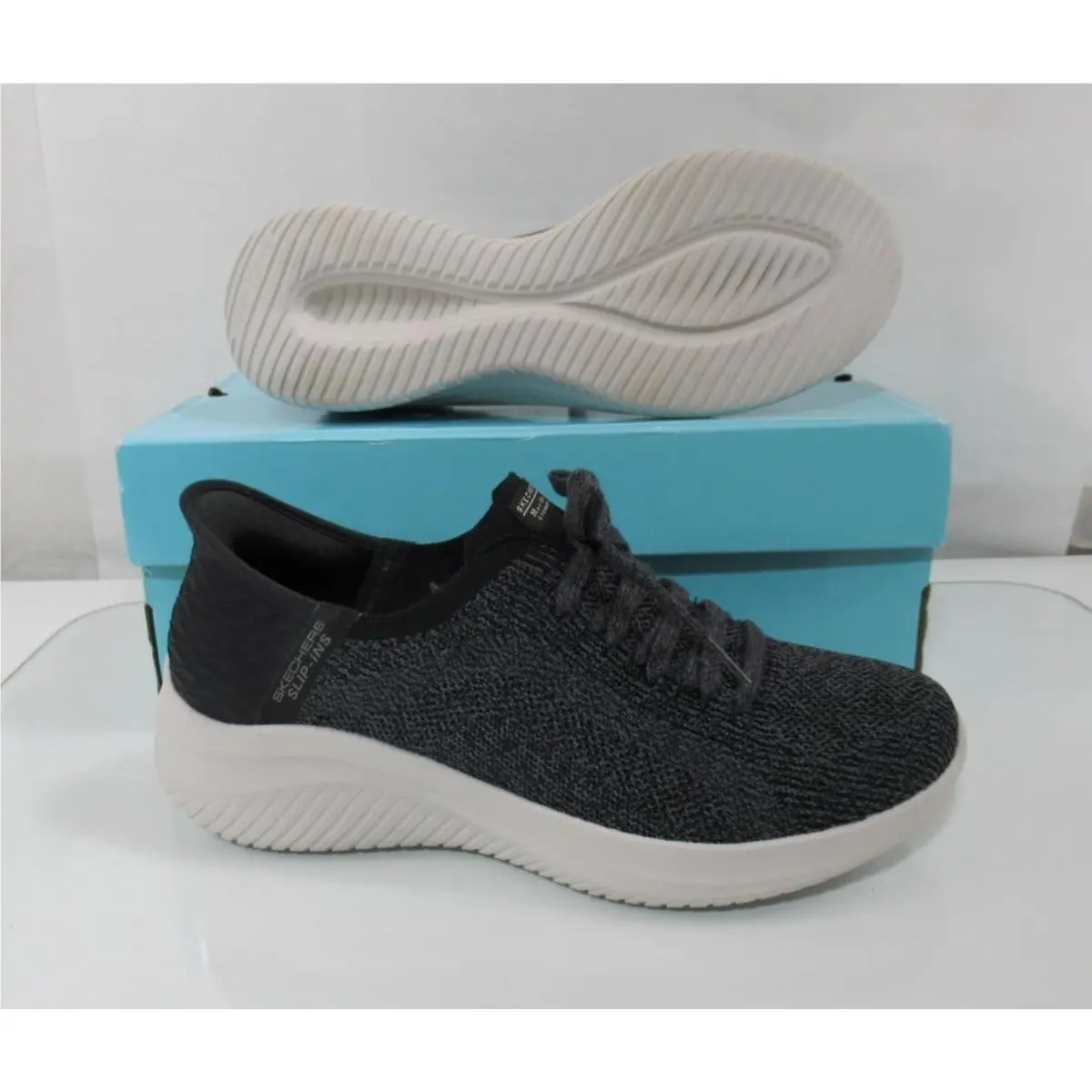 Skechers shoes - Skechers Martha Stewart  Ultra Flex 3 Day Light - 158820 - Black (UPC: 196989513935) 5