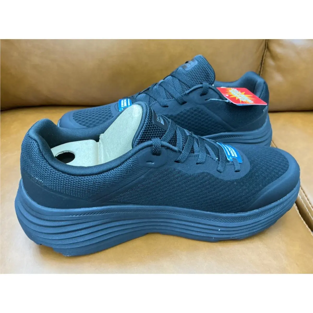 Skechers shoes - Max Cushioning Endeavour - Max Cushioning Endeavour - Black 3