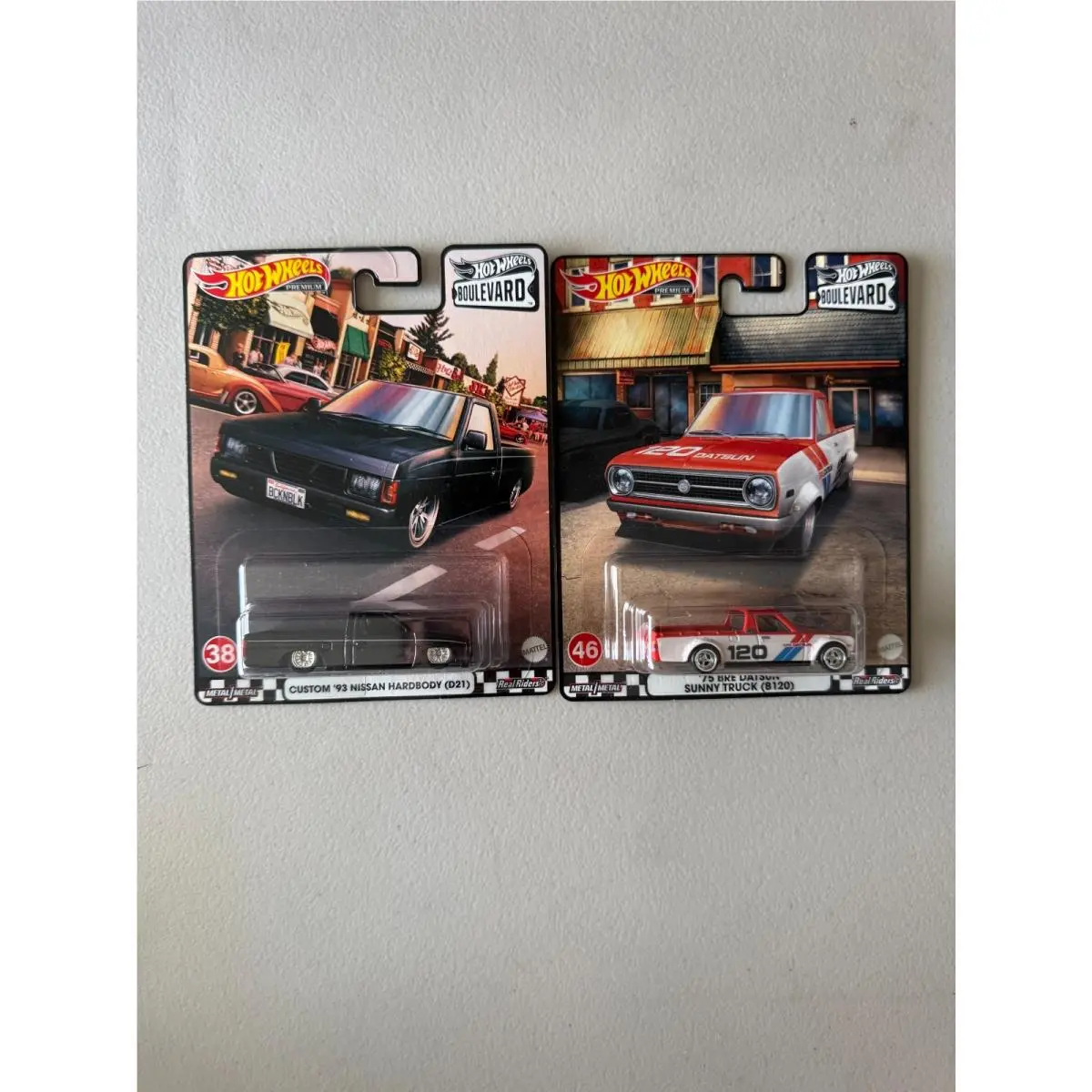 Hot Wheels Boulevard Custom 93 Nissan Hardbody HTF-75 Bre Datsun Sunny Truck BG2