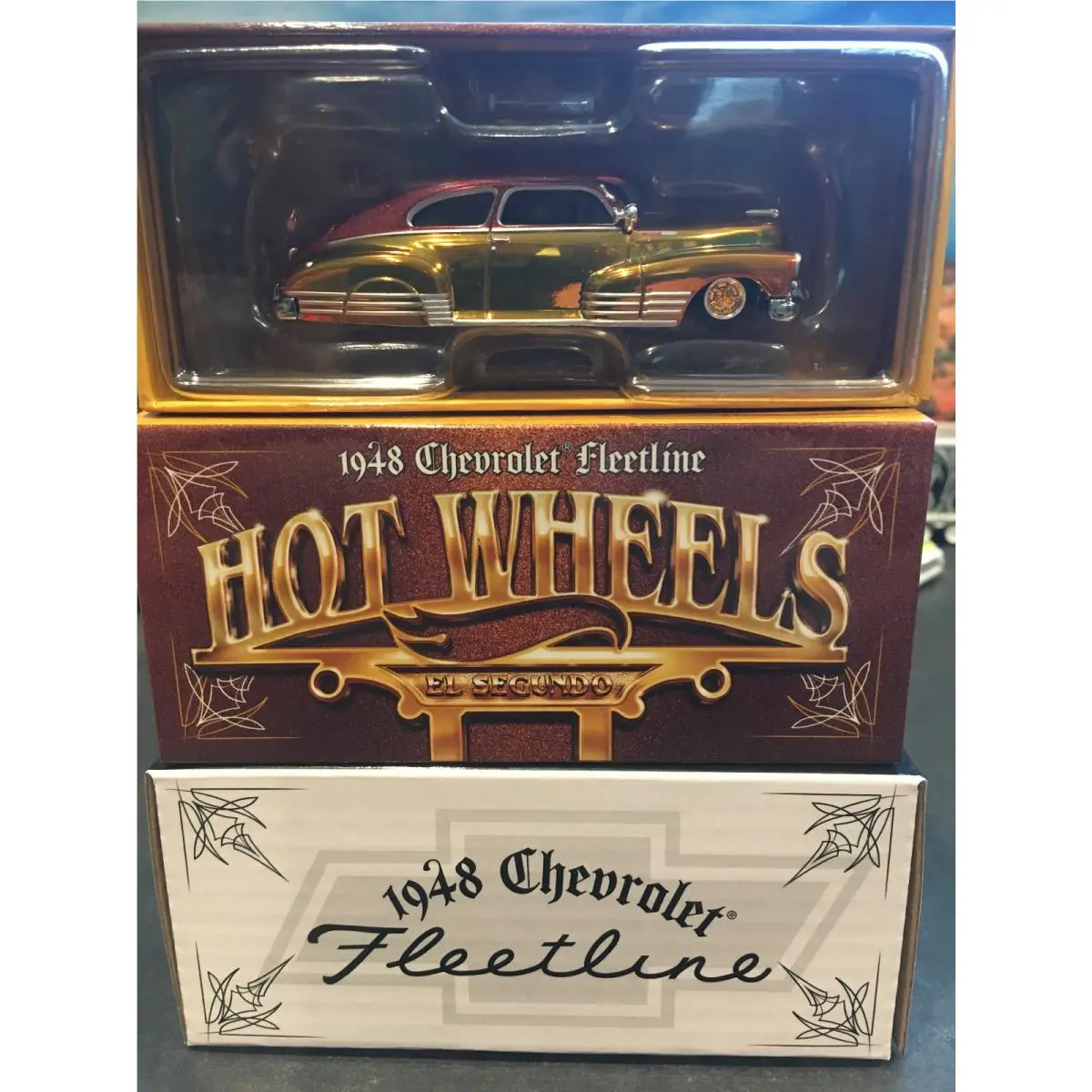 1:64 Hot Wheels Limited Edition 2026 Rlc 1948 48 Chevy Fleetline Lowrider Gold