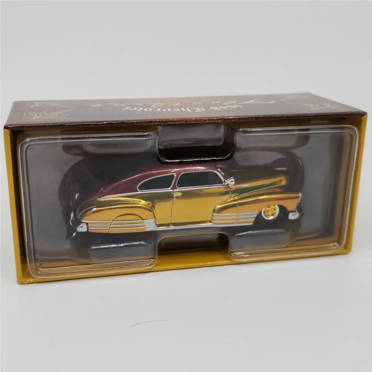 Hot Wheels 1948 Chevy Fleetline Lowrider Rlc Exclusive Gold - Common Edition