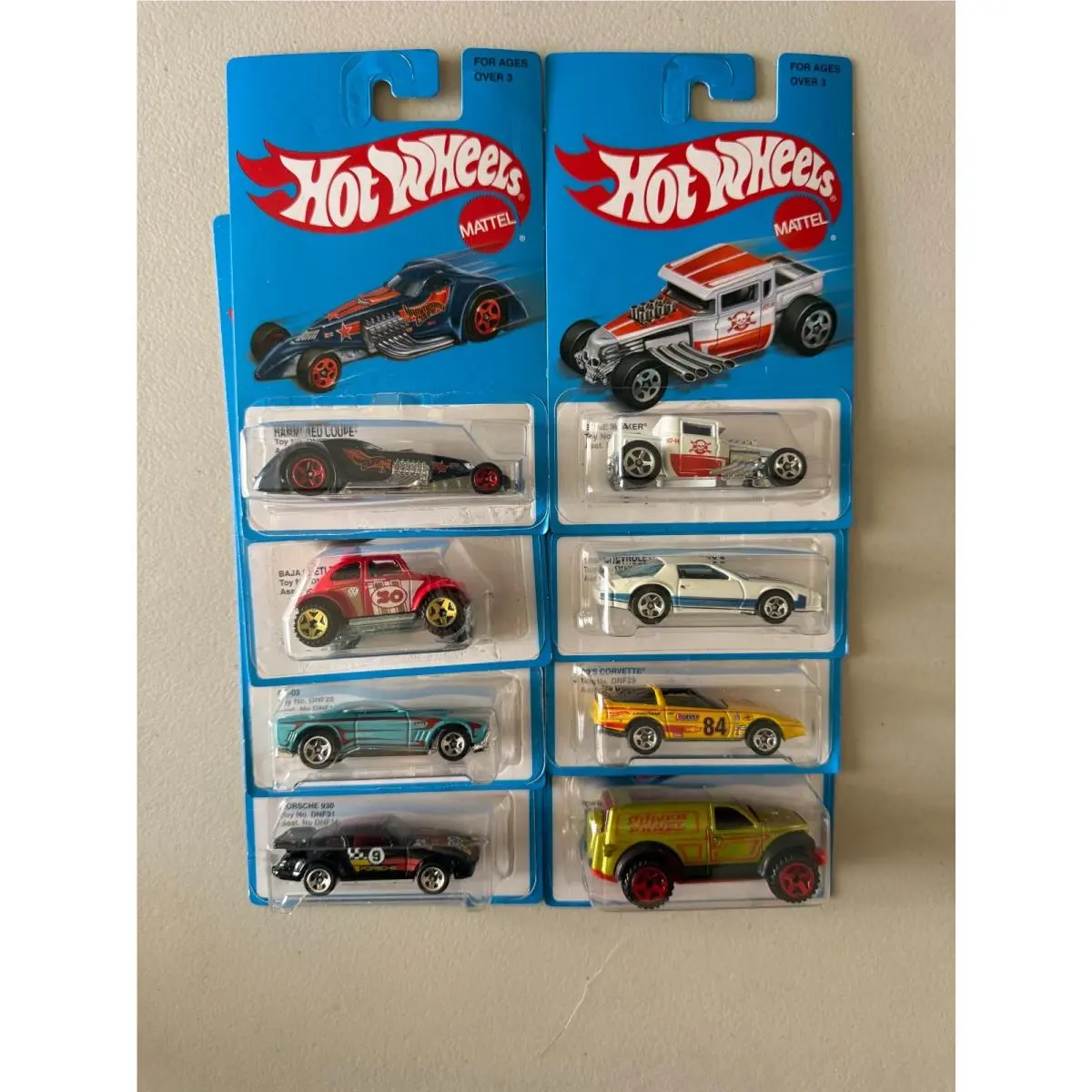 2016 Hot Wheels Target Exclusive Retro Heritage Series Complete Set of 8 BG5