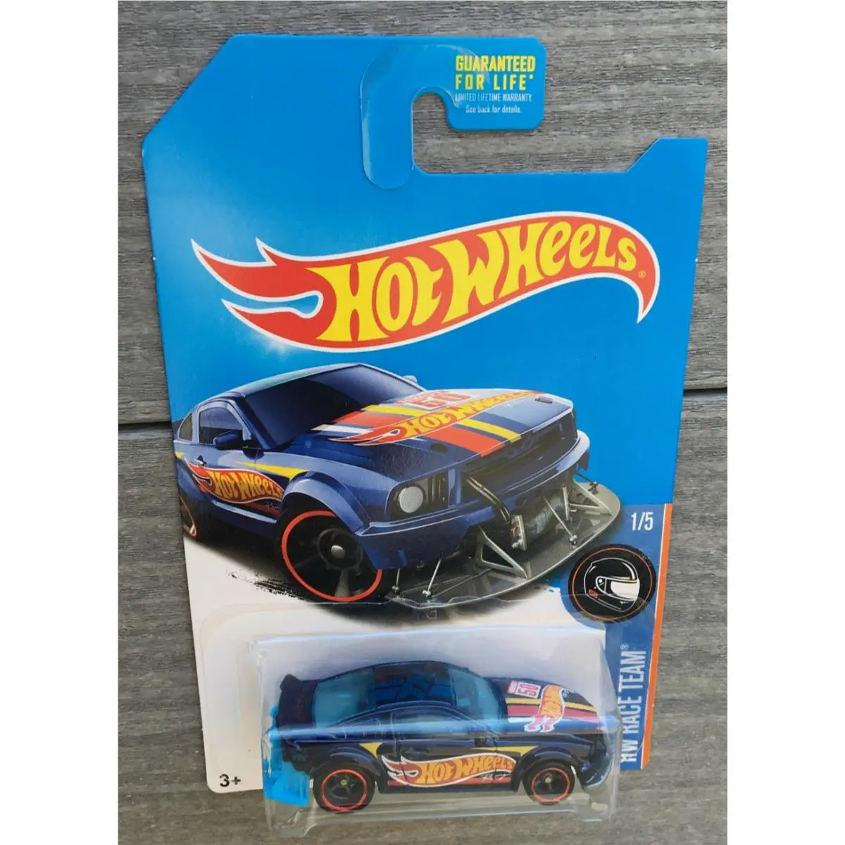 2017 Hot Wheels Super Treasure Hunt 2005 Ford Mustang Mix-m HW Race Team 1 Blue