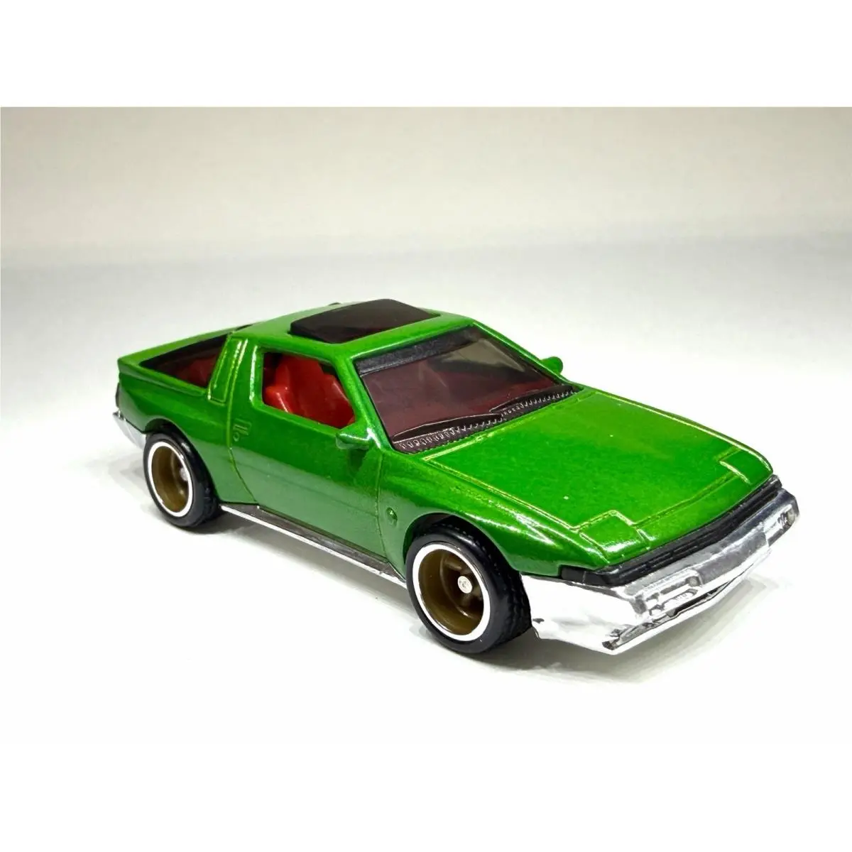 Custom Made Real Riders Hot Wheels `88 Mitsubishi Starion In Lime Green Diecast