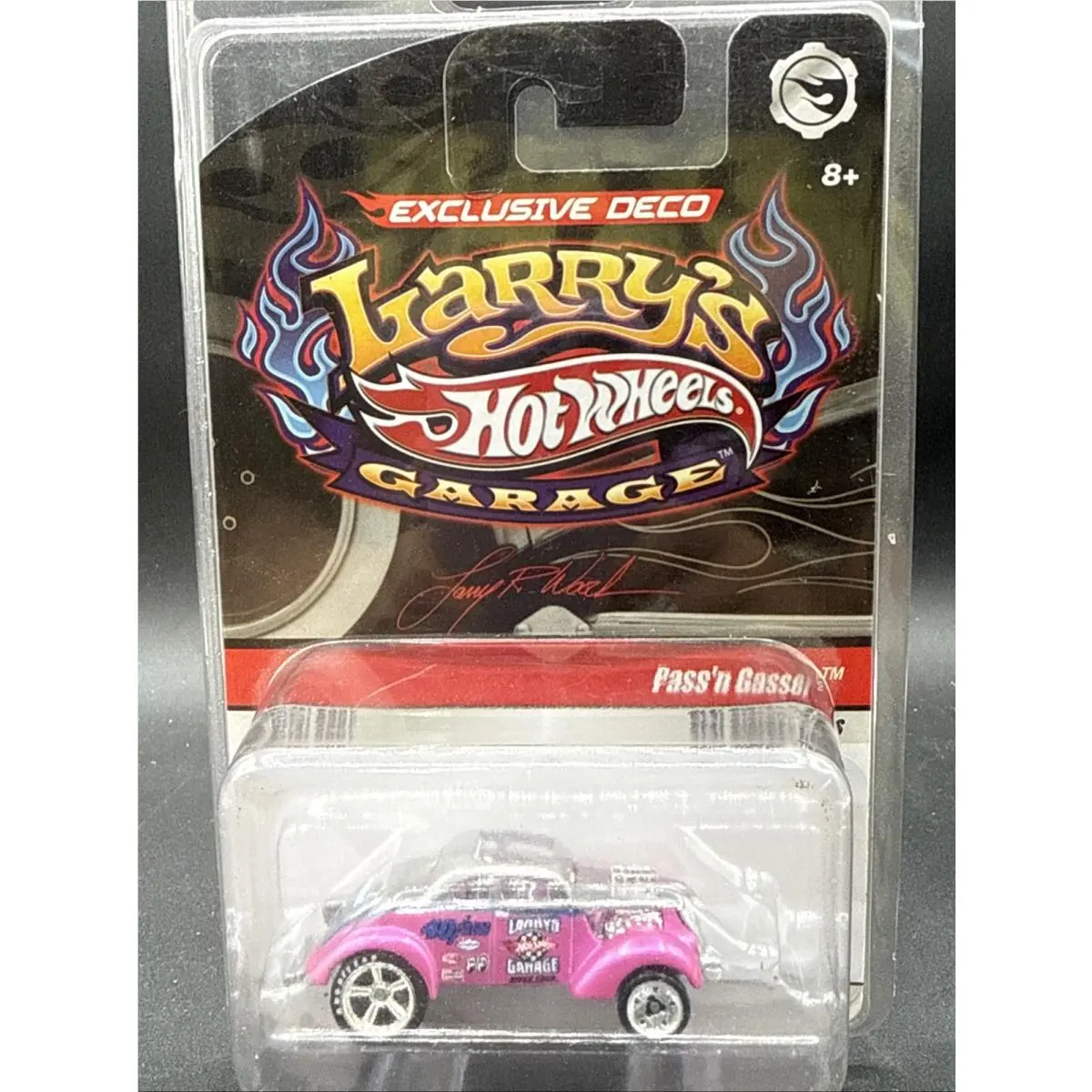 Chase 2010 Hot Wheels Larry`s Garage Pink Pass` N Gasser Exclusive Deco Set