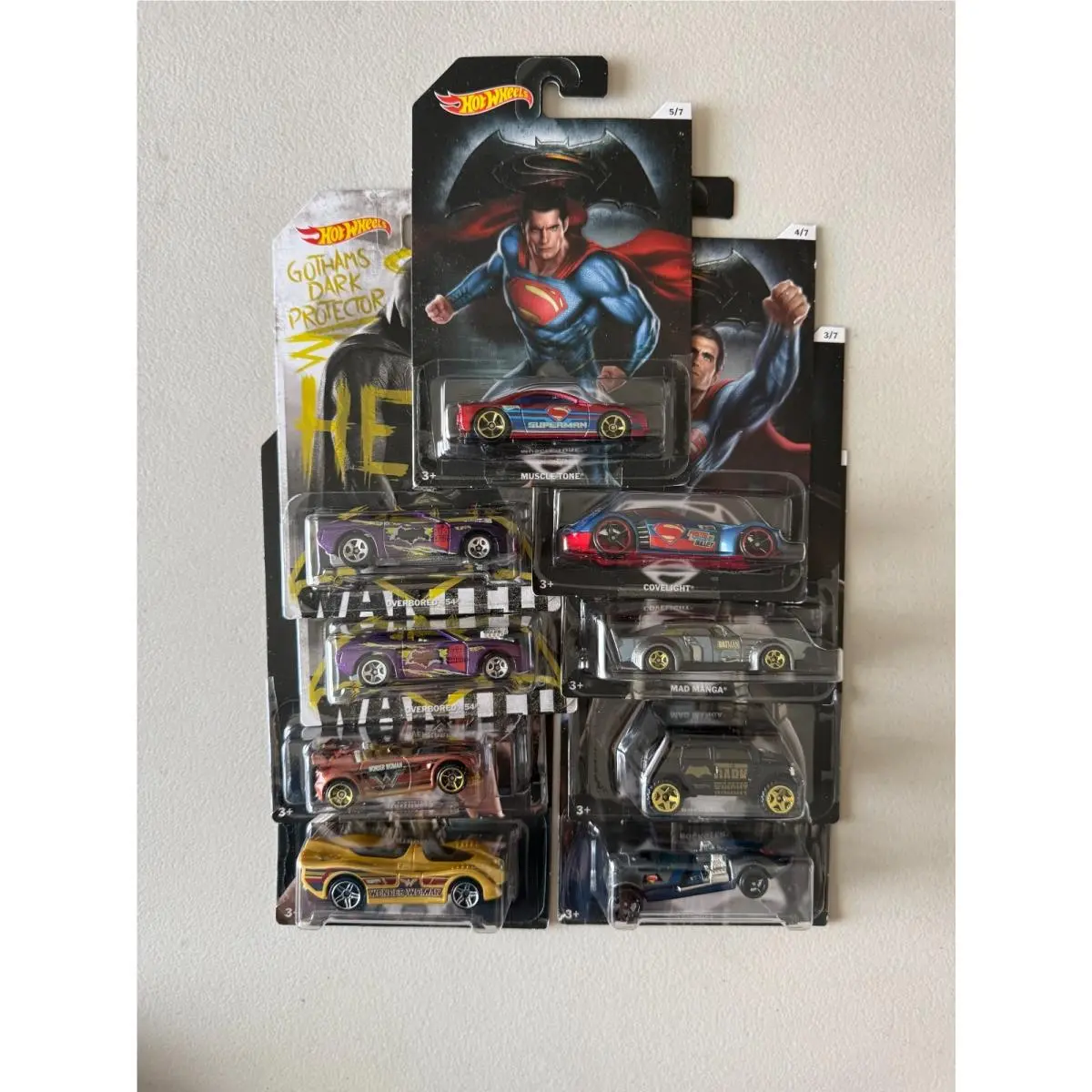 Hot Wheels Batman Vs Superman - Complete Set Of 7 + 2 Chase 9 BD8