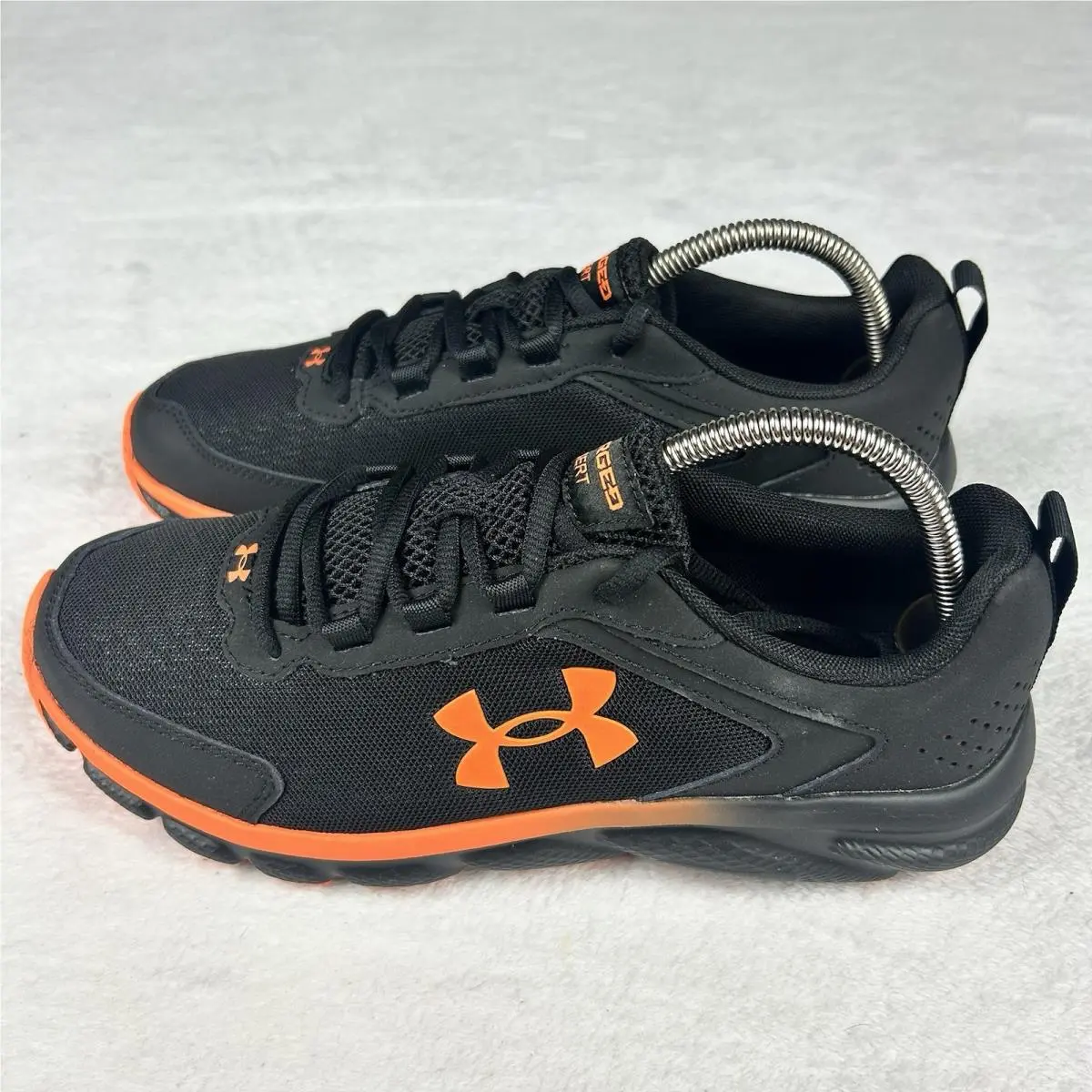 Under Armour shoes - Under Armour Charged Assert 9 - 3024590-005 - Black/Orange (UPC: 0195251658008) 0