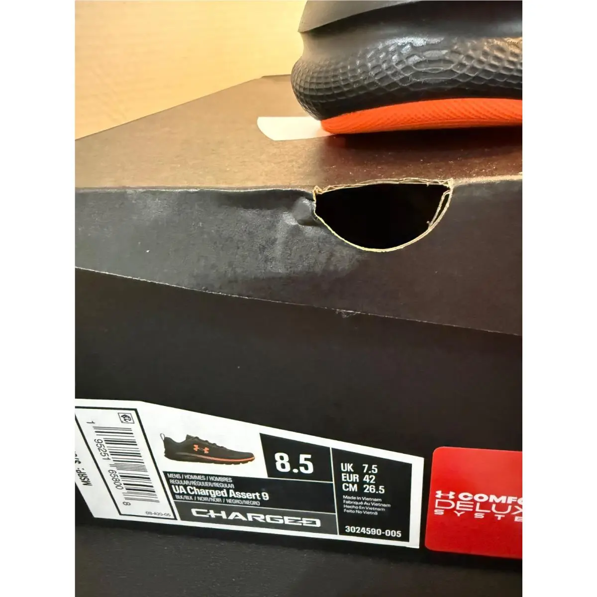 Under Armour shoes - Under Armour Charged - Charged - 3024590-005 - Black 7