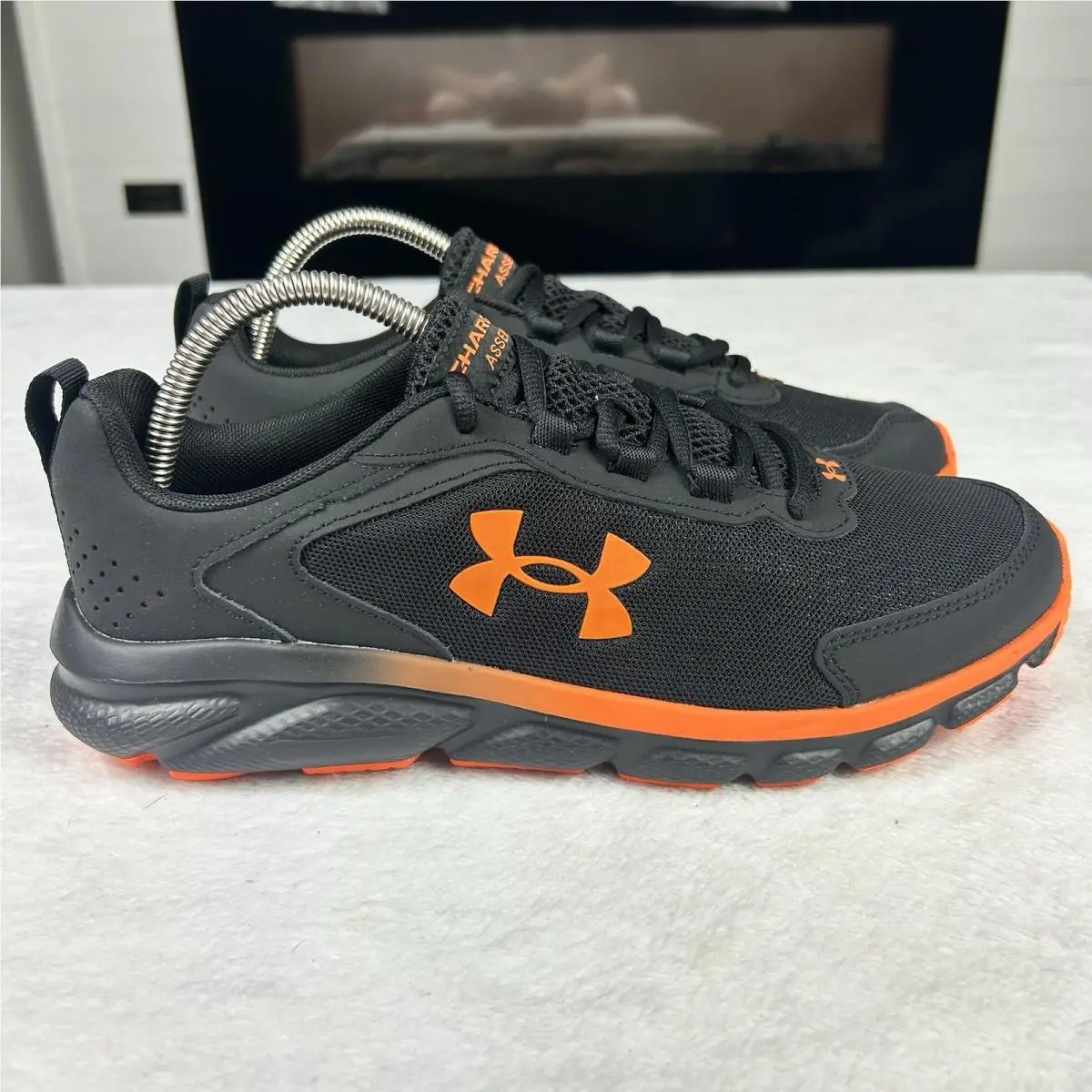 Under Armour shoes - Under Armour Charged Assert 9 - 3024590-005 - Black/Orange (UPC: 0195251658008) 8