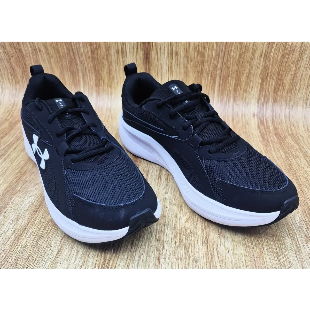 Under Armour Mens Charged+ Assert 11 Running Shoes Mdl 6006723 – Men US Size 13