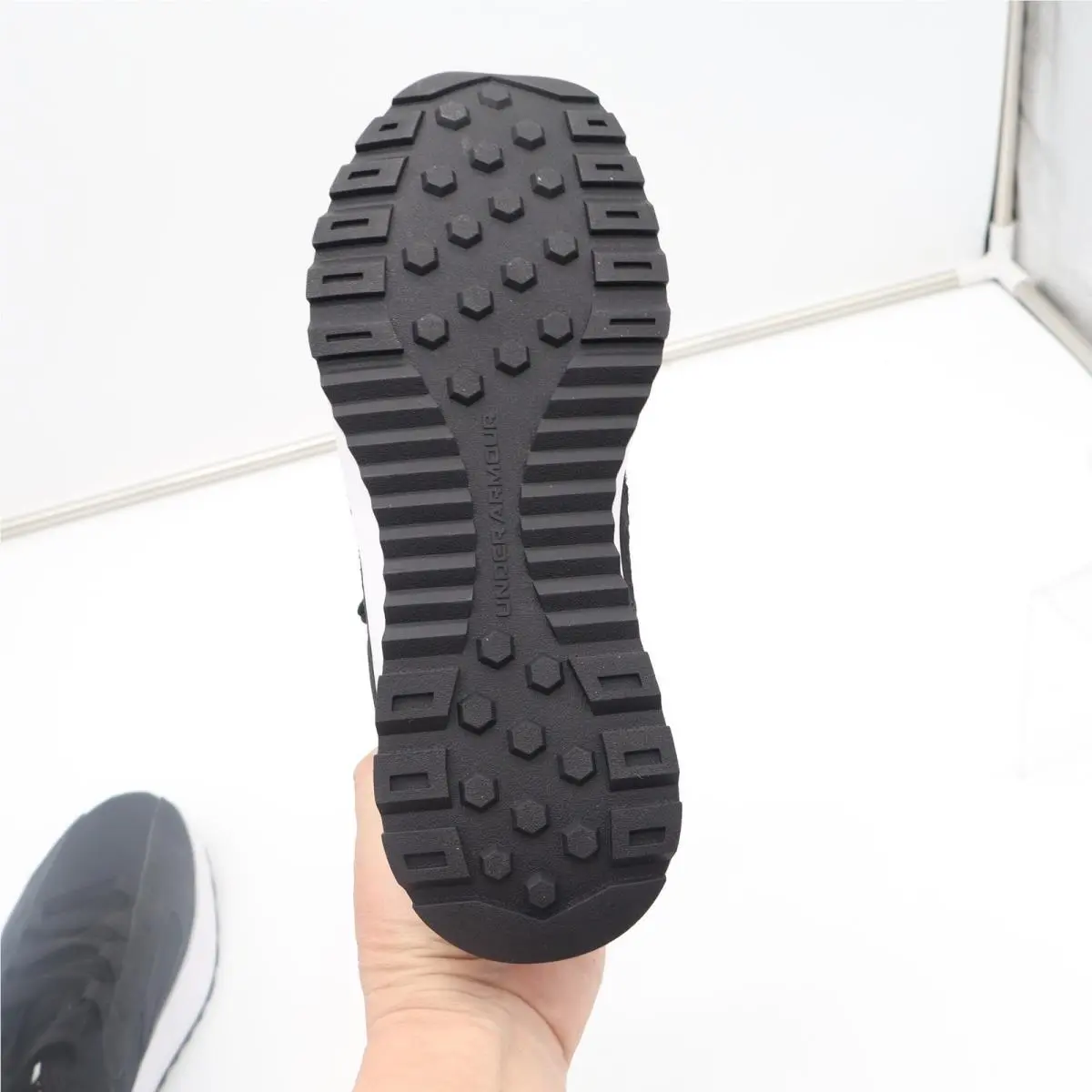 Under Armour shoes - Essential Heritage - Essential Heritage - Black 6