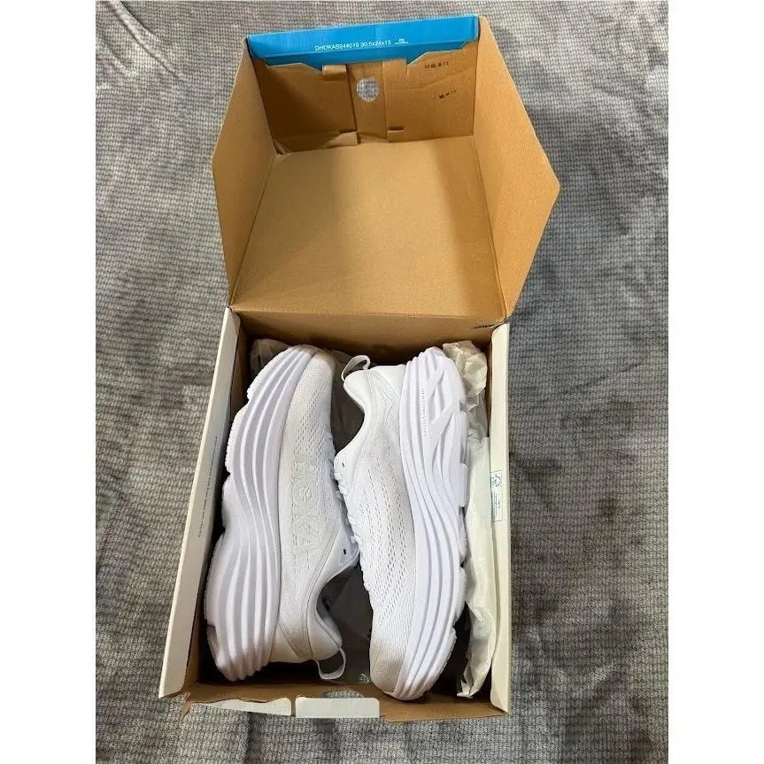 Hoka shoes - Bondi 8 - Bondi - White 11