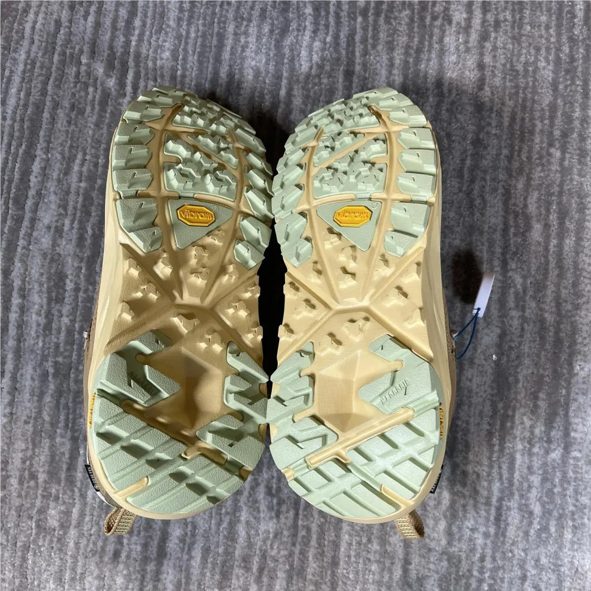Hoka shoes - Hoka One One Kaha Low GTX TP - Brown 4