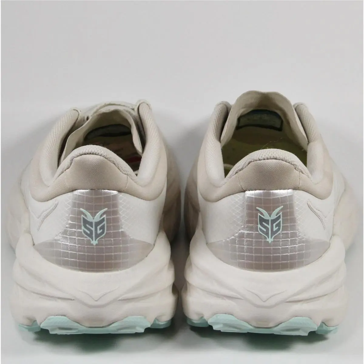 Hoka shoes - Hoka One One Speedgoat 5 - 1150917-OMLK - Beige 3