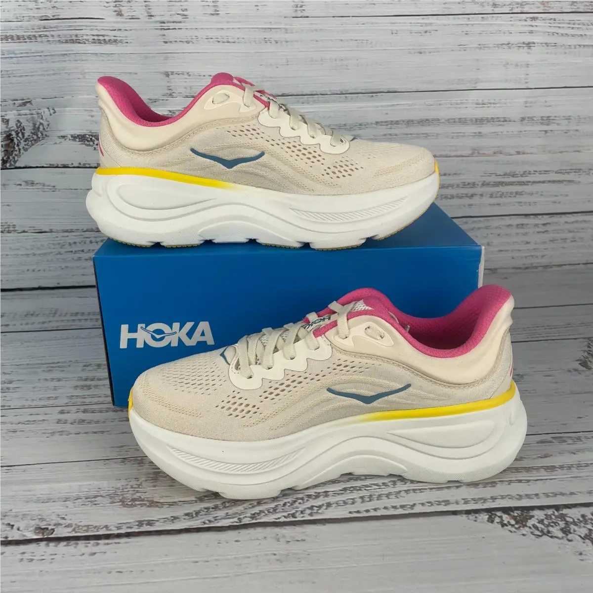 Hoka shoes - Hoka One One Bondi - One One Bondi - Yellow 0