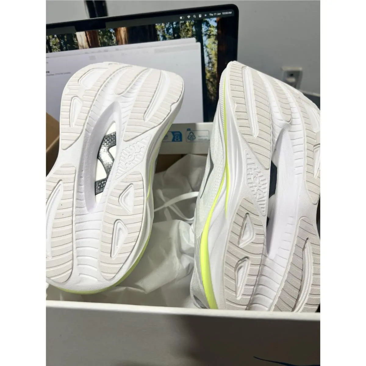 Hoka shoes - Home One Skyward X2 - Home One Skyward - White 1