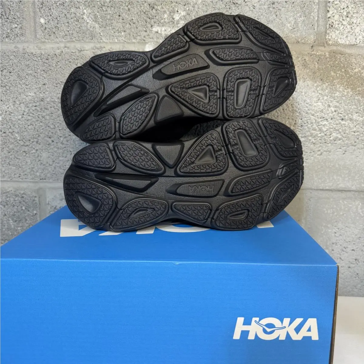 Hoka shoes - Black 2