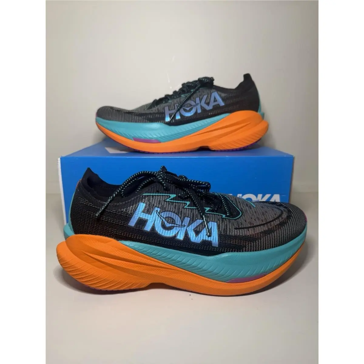 Hoka W Mach X 2 Woman’s Size 8B 1155120/BCQ
