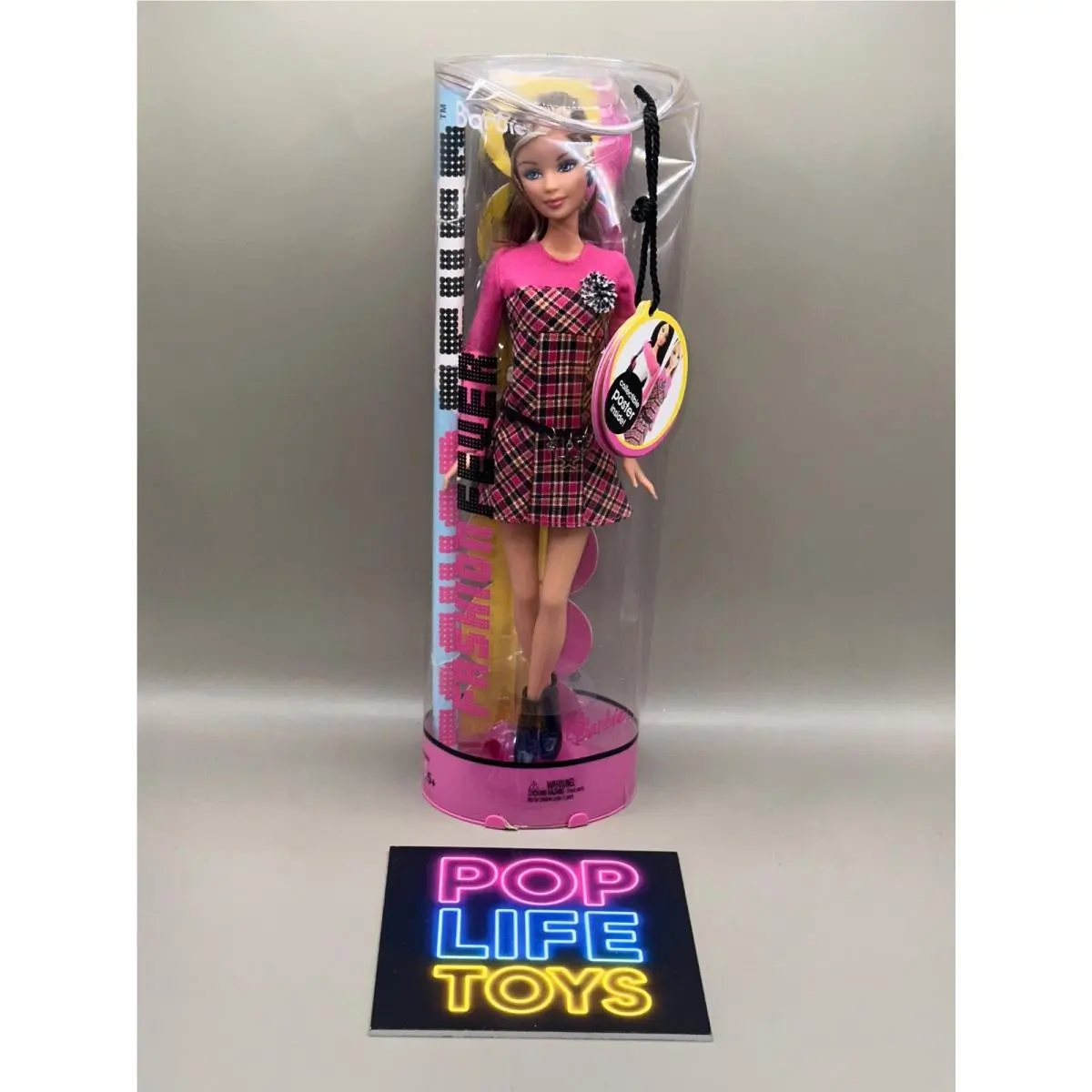 Vintage 2005 Mattel “fashion Fever Barbie” H0940 Nrfb