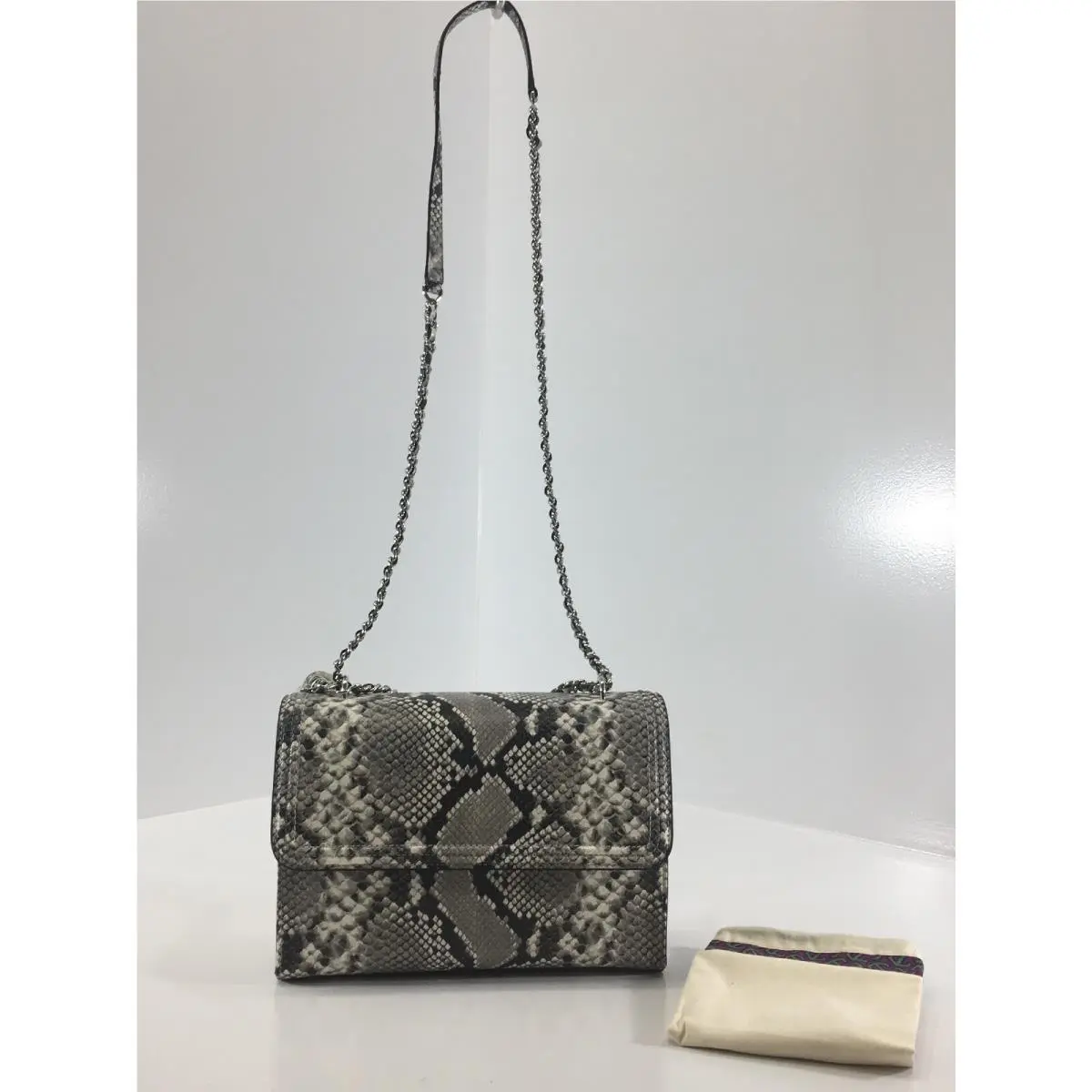 Tory Burch Women’s Fleming Embossed Convertible Shoulder Bag Natural