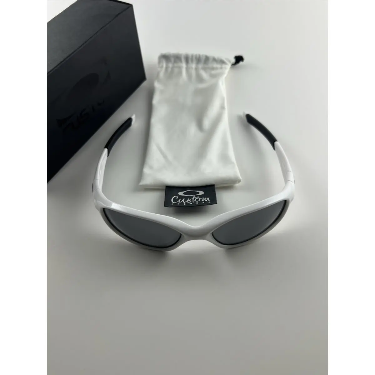 Oakley Minute 2.0 Metallic Pearl White Black Iridium Polarized Lens+box Rare