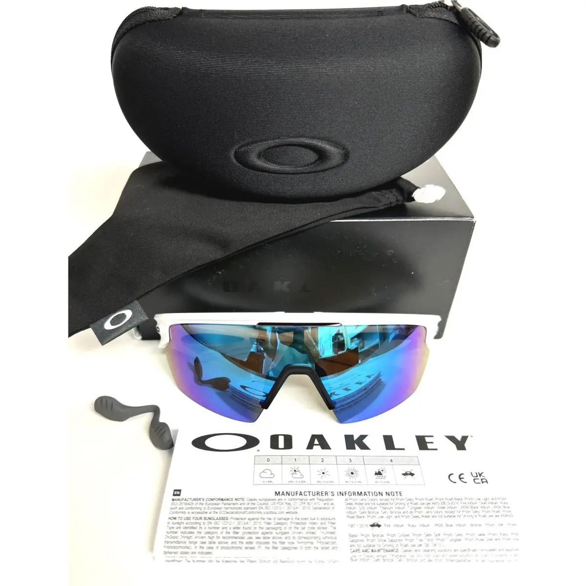 Oakley Sphaera Sunglasses OO9403 Matte White Prizm Sapphire Polarized W/case