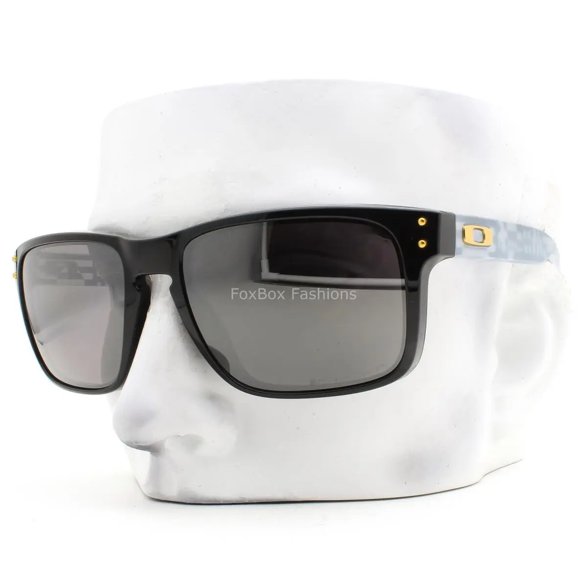 Oakley Holbrook OO9102-Y755 Sunglasses Polished Black Prizm Polarized with Pouch