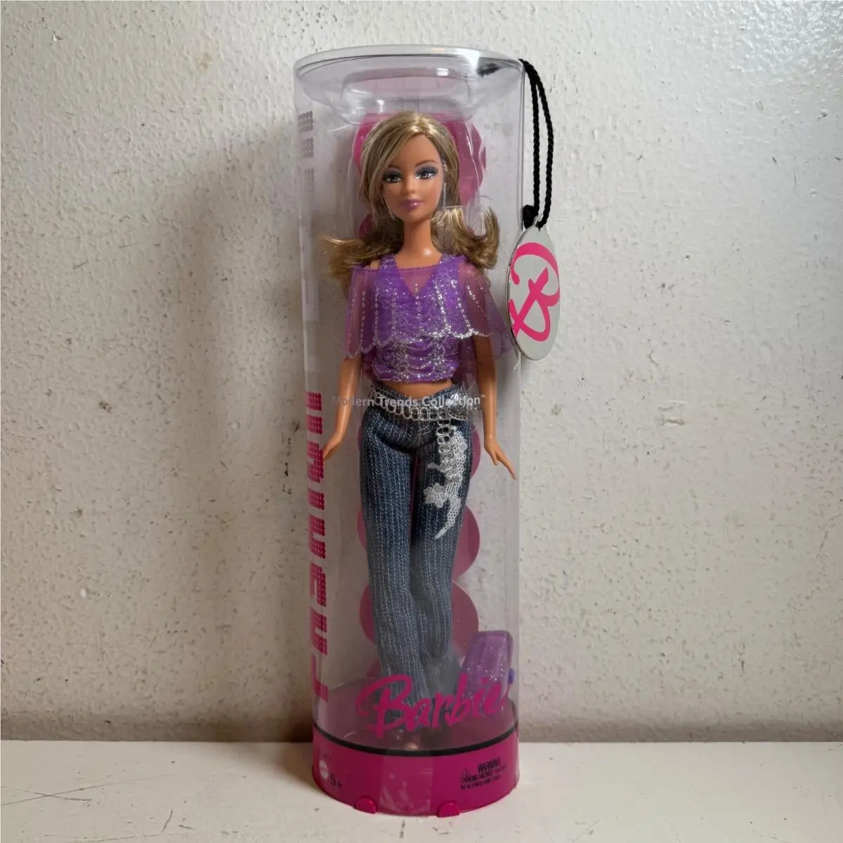 2005 Mattel Barbie Fashion Fever Modern Trends Collection Action Figure