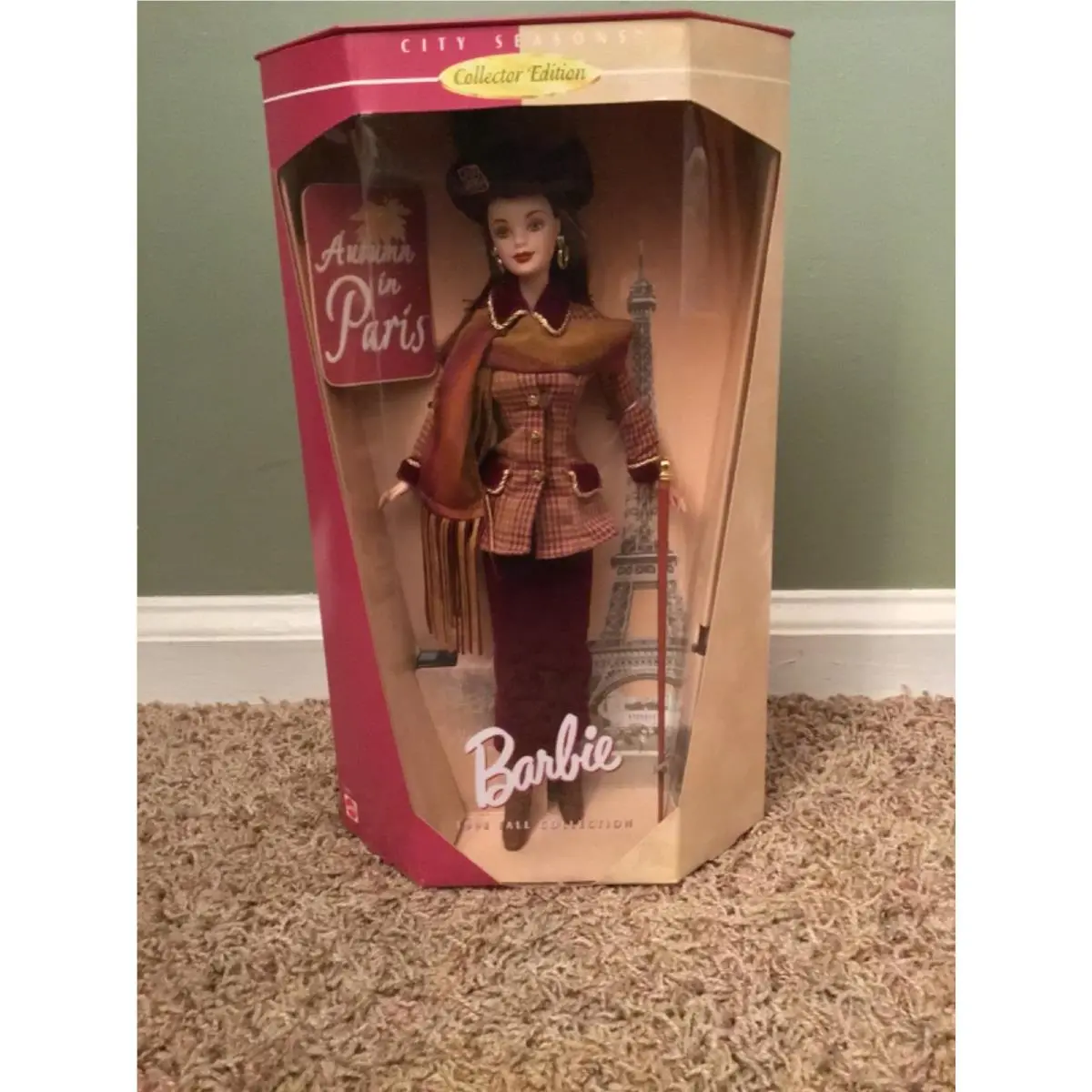 Vintage 1998 Mattel Autumn In Paris City Seasons Barbie Doll