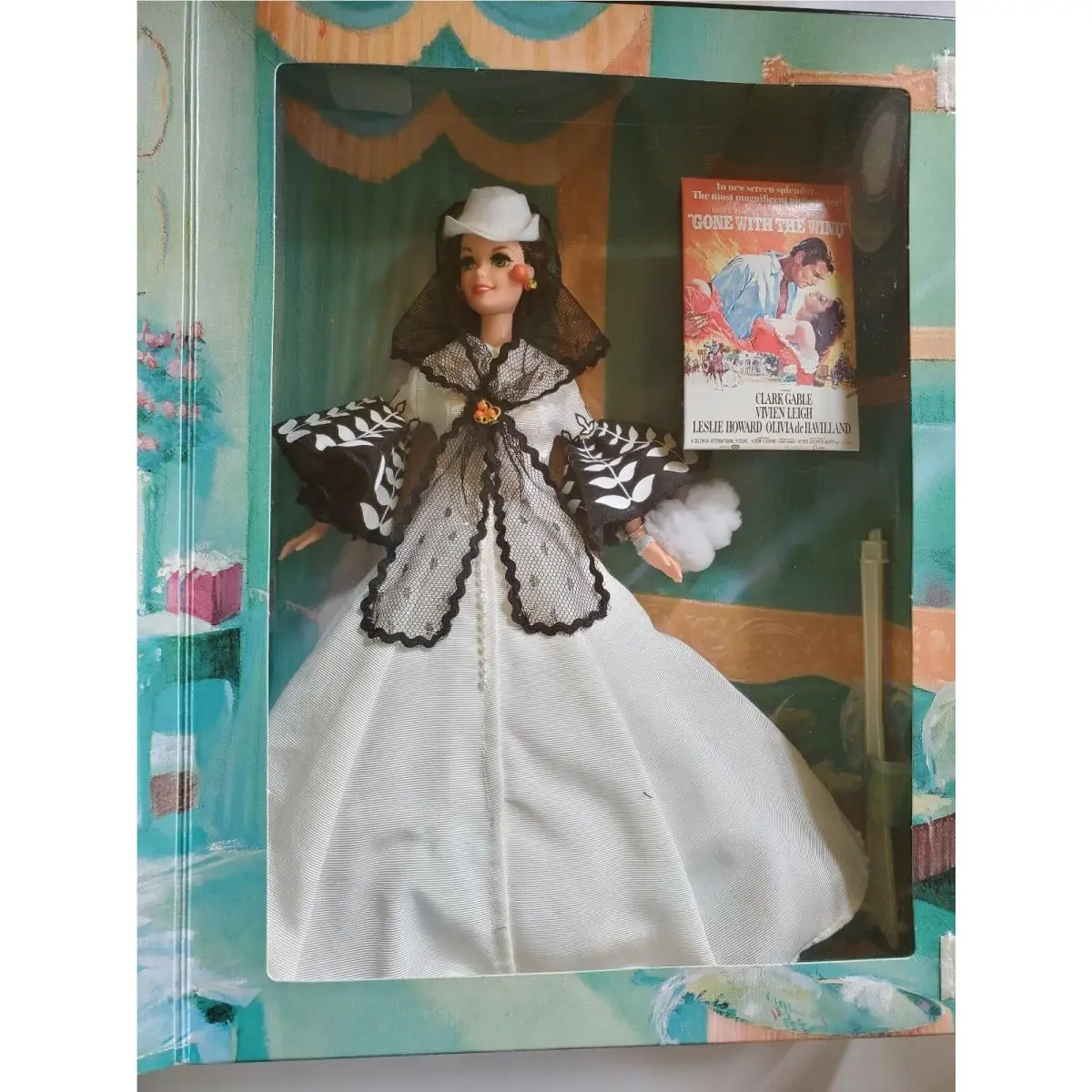 Barbie as Scarlett O`hara White Dress Hollywood Legends Collection 1994