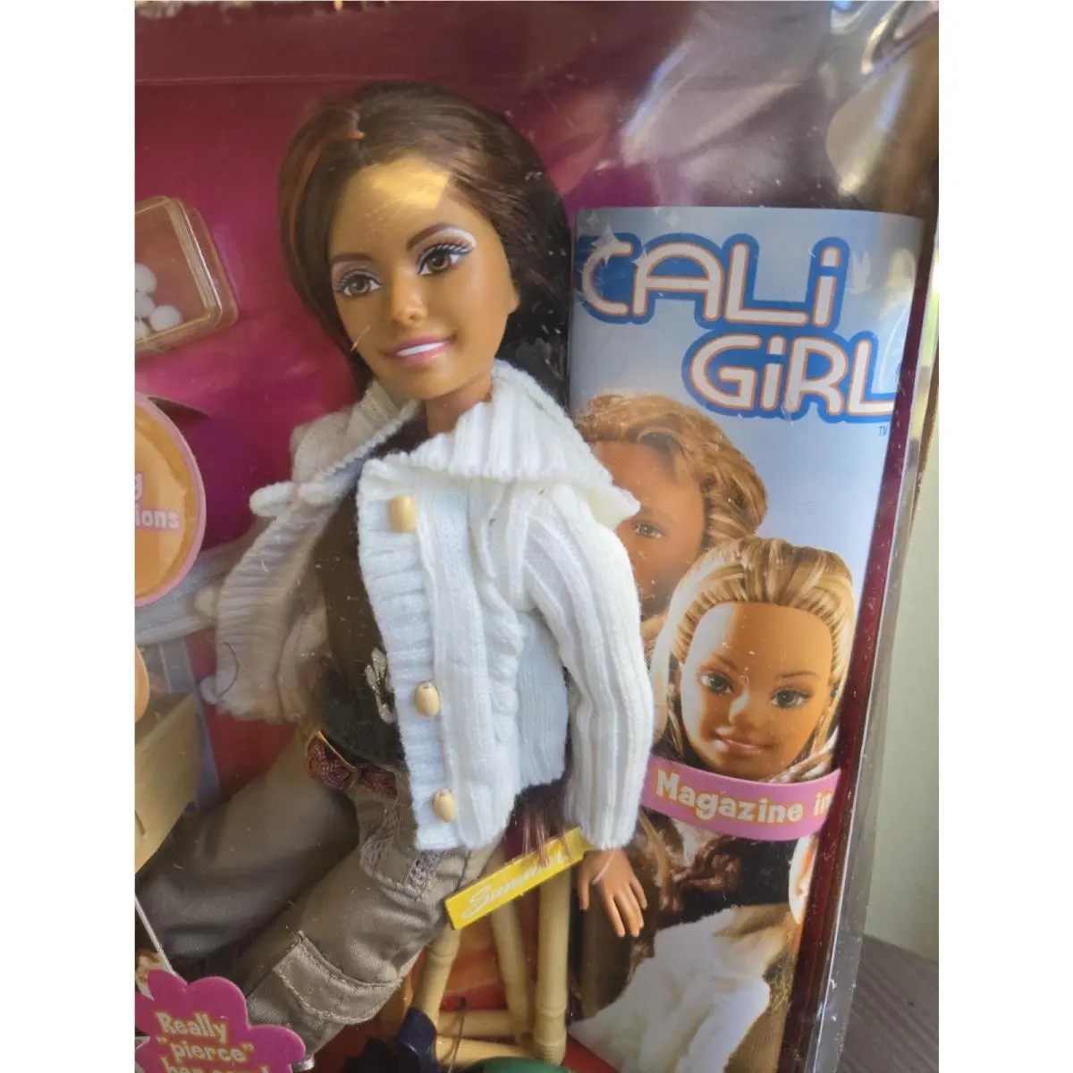 Vintage Barbie Cali Girl So Excellent Earrings Doll 2004 Mattel