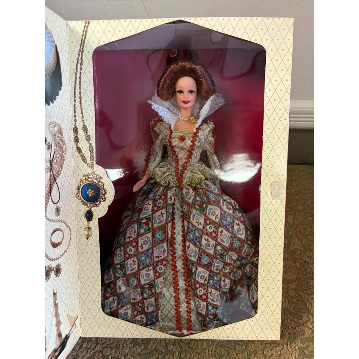 1994 Elizabeth Queen Barbie Doll The Great Eras Collection