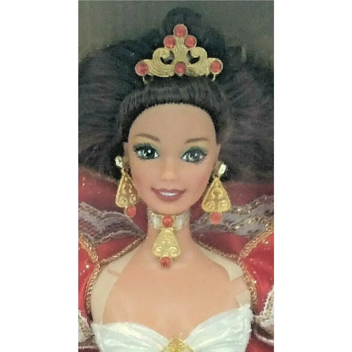 1997 Happy Holidays Special Edition Barbie Doll Brunette