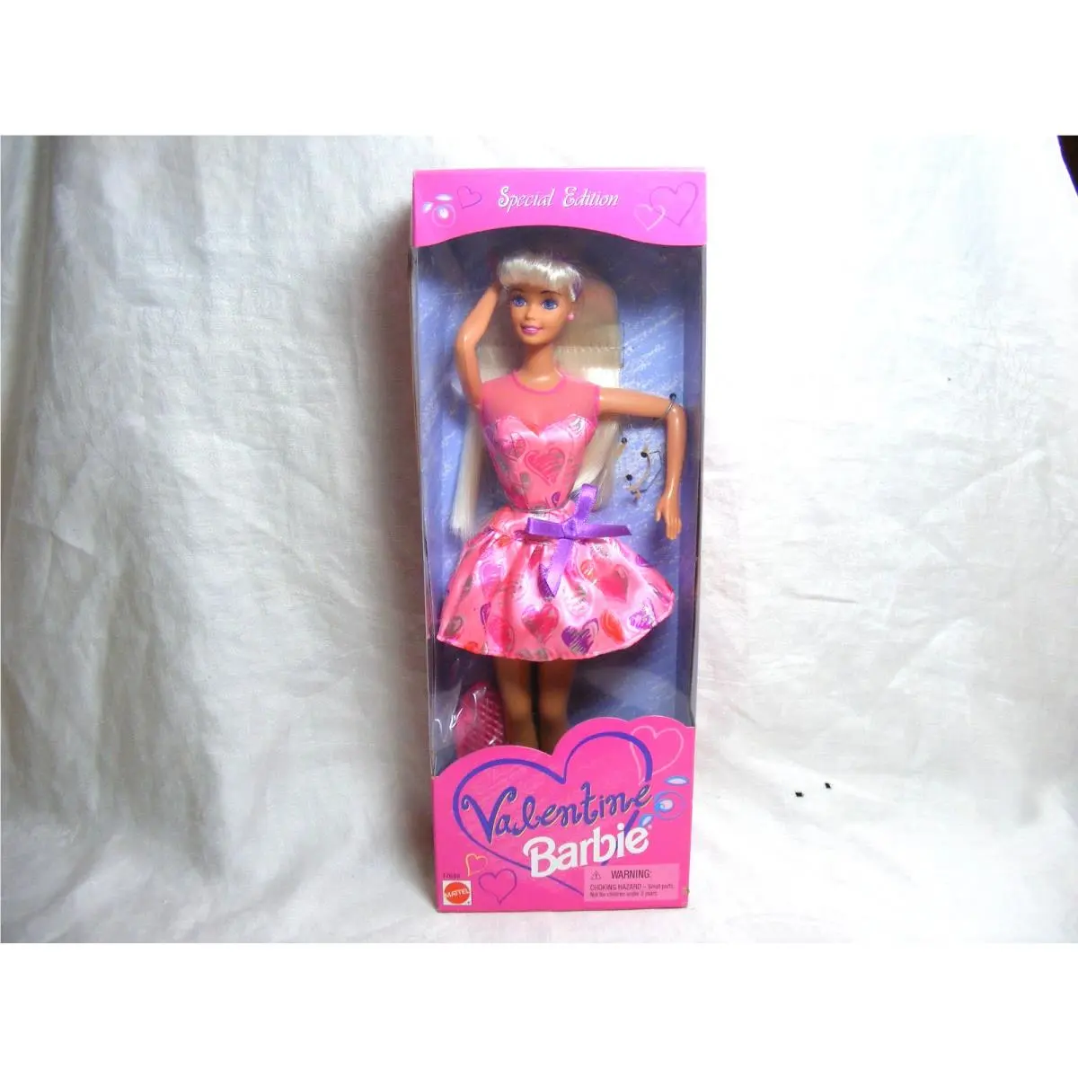 1997 Barbie Collectable Valentine Barbie Special Edition Mattel 17649 F-1