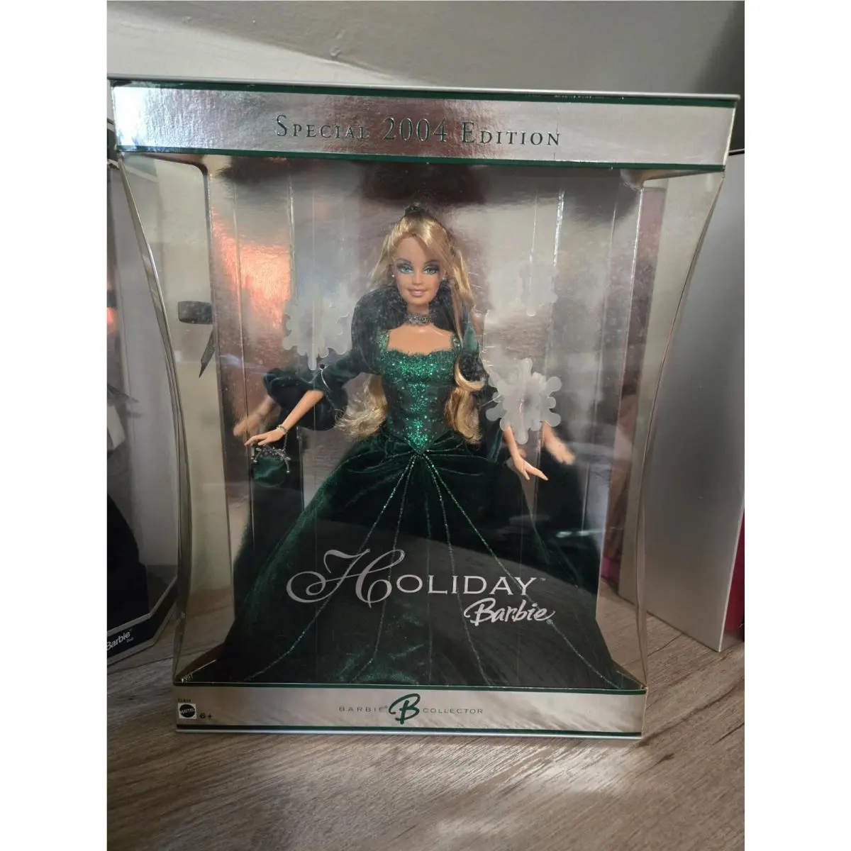 Holiday Barbie 2004 Special Edition Holiday Barbie Collection Doll