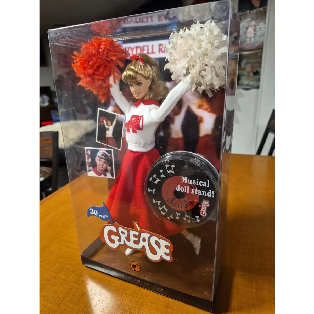 Mattel Barbie Collector Grease Sandy Cheerleader Doll Musical Stand Nrfb