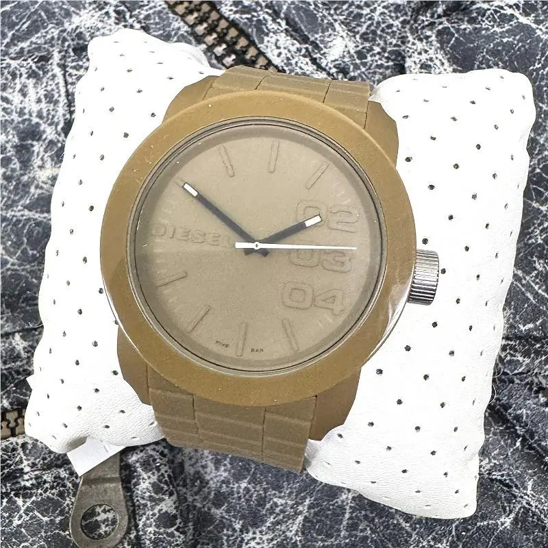 Diesel Men`s Beige Dial Beige Silicone Rubber Watch DZ1532