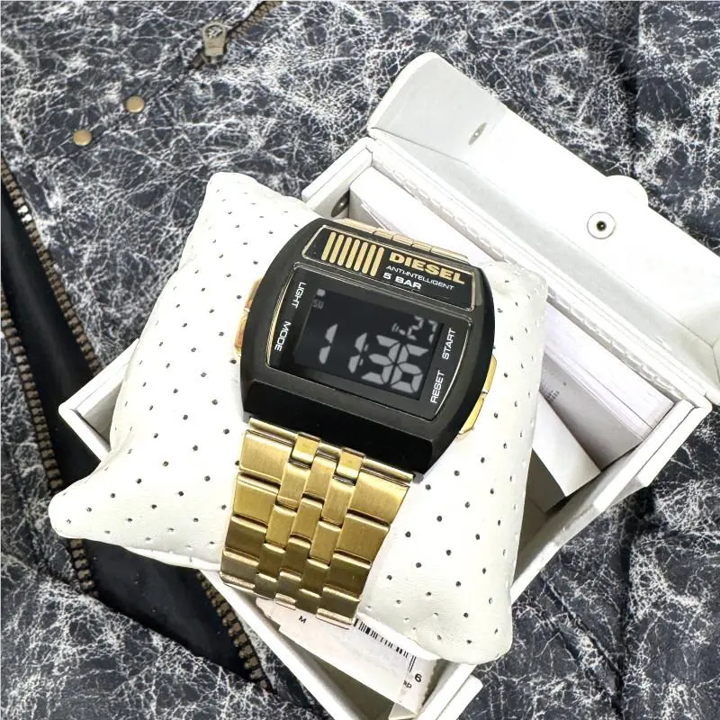 Diesel Anti-intelligent Men`s Watch DZ7195