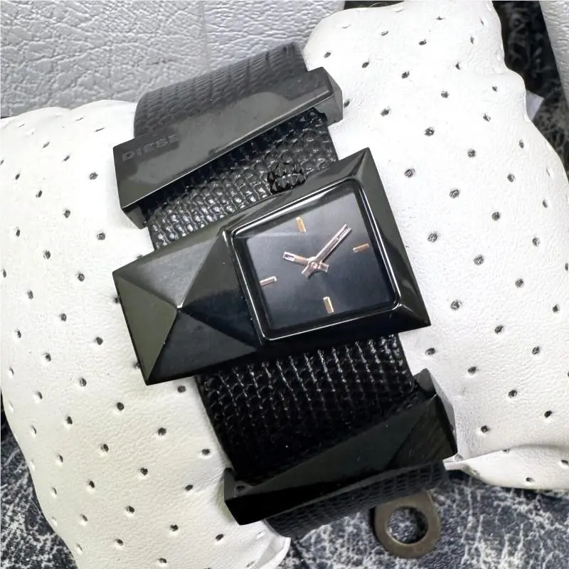 DZ5586 “caterina” Women’s Black Leather Quartz Watch by Diesel