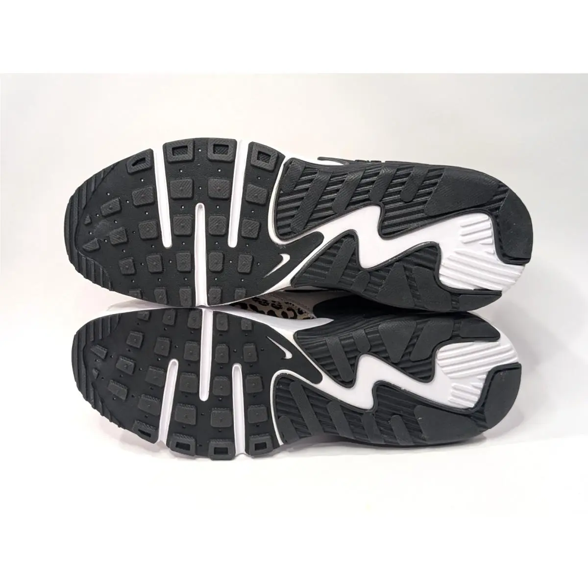 Nike shoes - Nike Air Max Excee - Air Max Excee - HQ2115-100 - White/Black 7