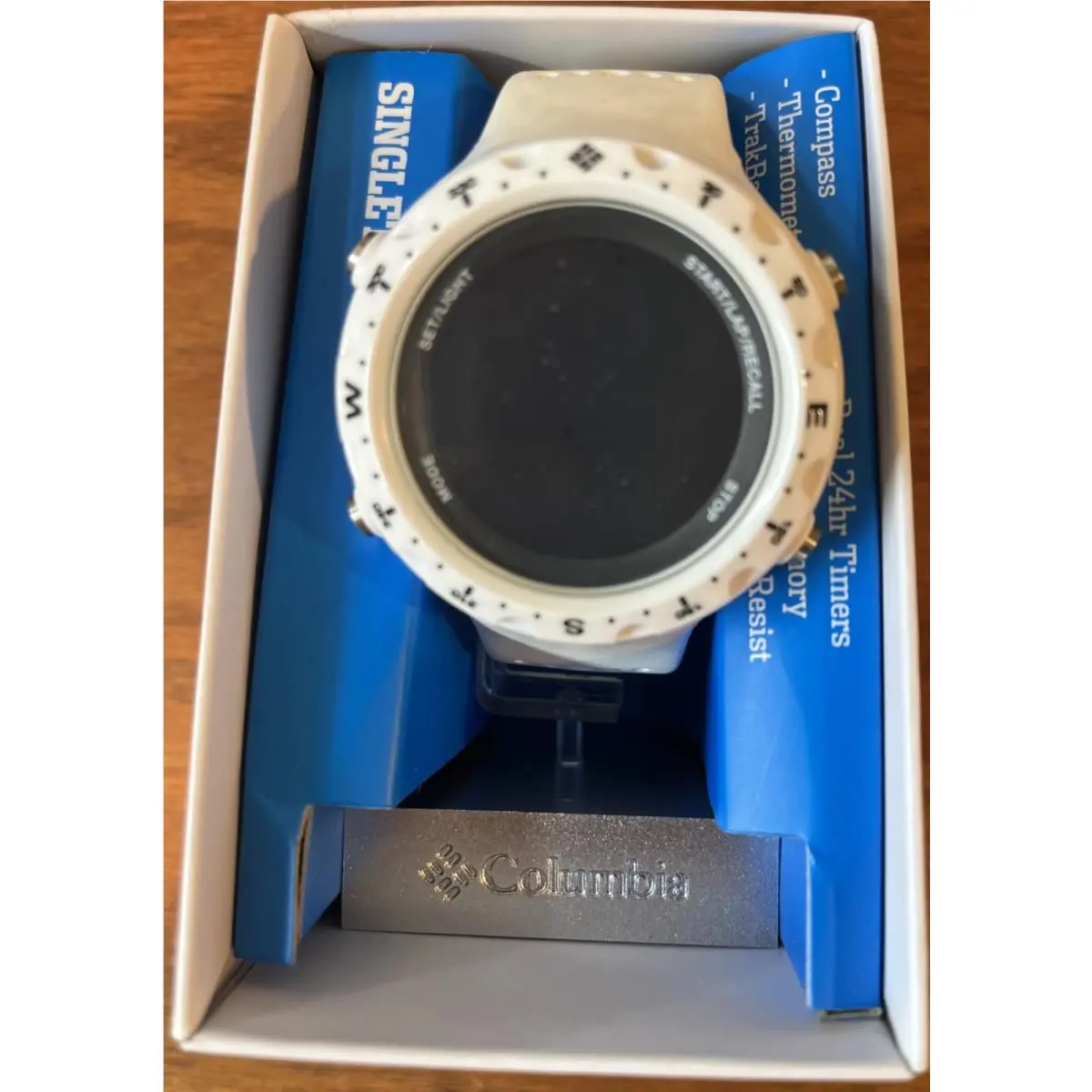 Columbia Sportswear Watch Ct004-100 with Box