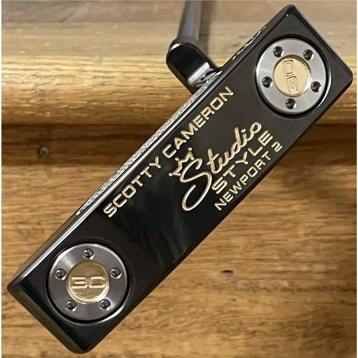 Scott  - Studio Style Newport 2 - SCS - Xtreme Dark Finish - DLC - Gold, Lie Angle: Black 2