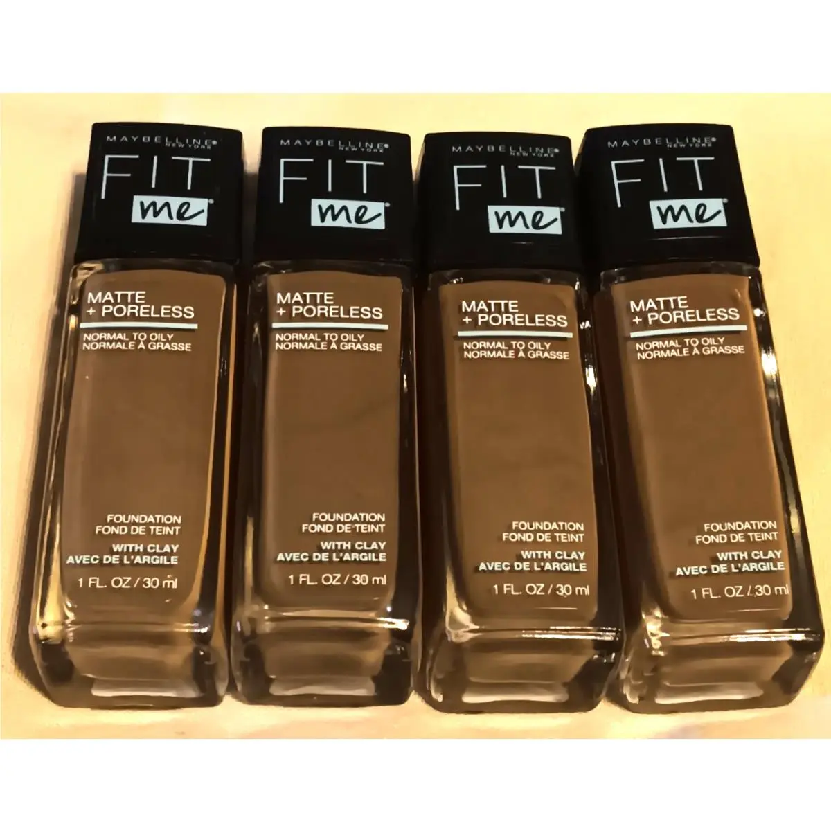 Maybelline Fit Me Matte Poreless Liquid Foundation 358 Latte Lot with Clay