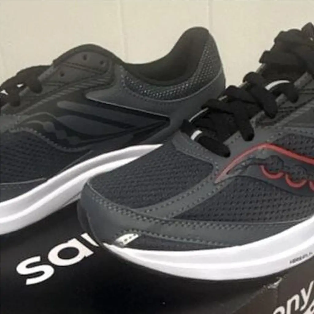 Saucony Cohesion 17 Shadow Red Men`s Sneaker Size 14 Men’s Wide S20944-101