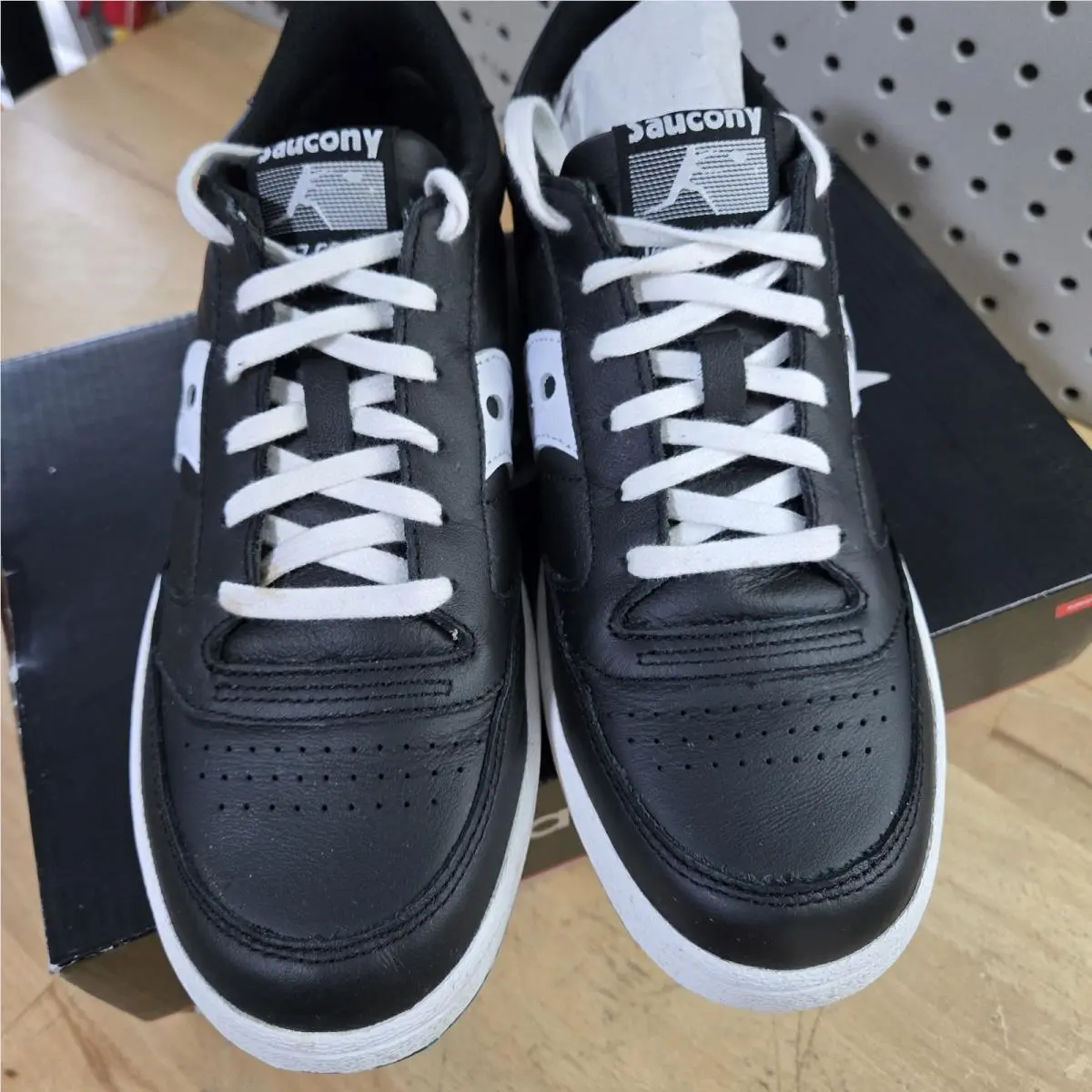 Saucony shoes - Saucony Jazz Court - Jazz Court - S70555-5 - Black 0