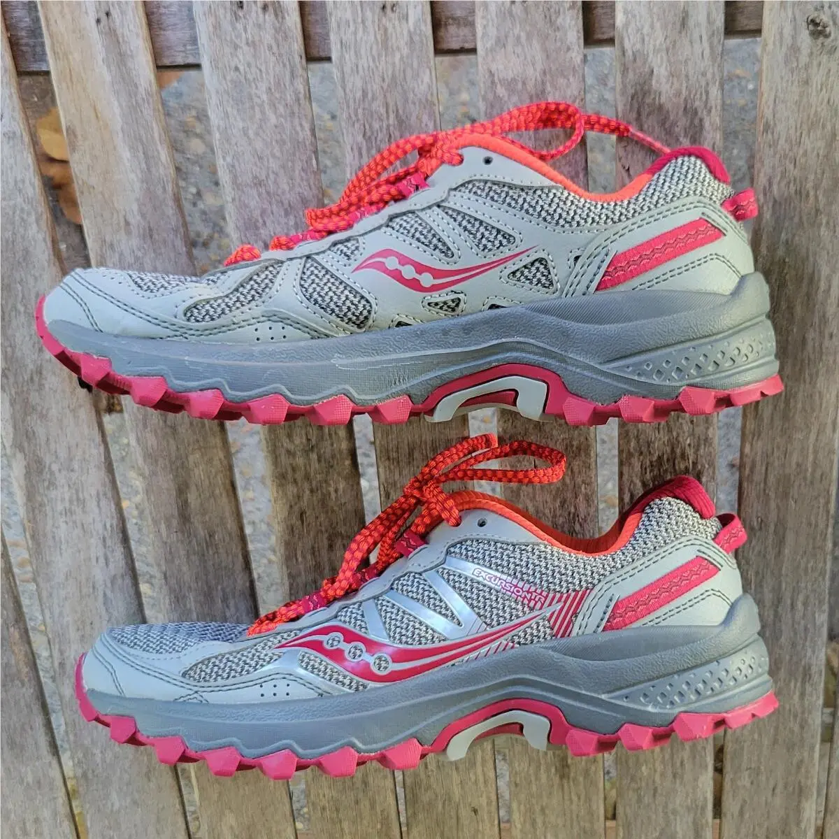 Saucony Excursion TR 11 Gray Sneakers 6